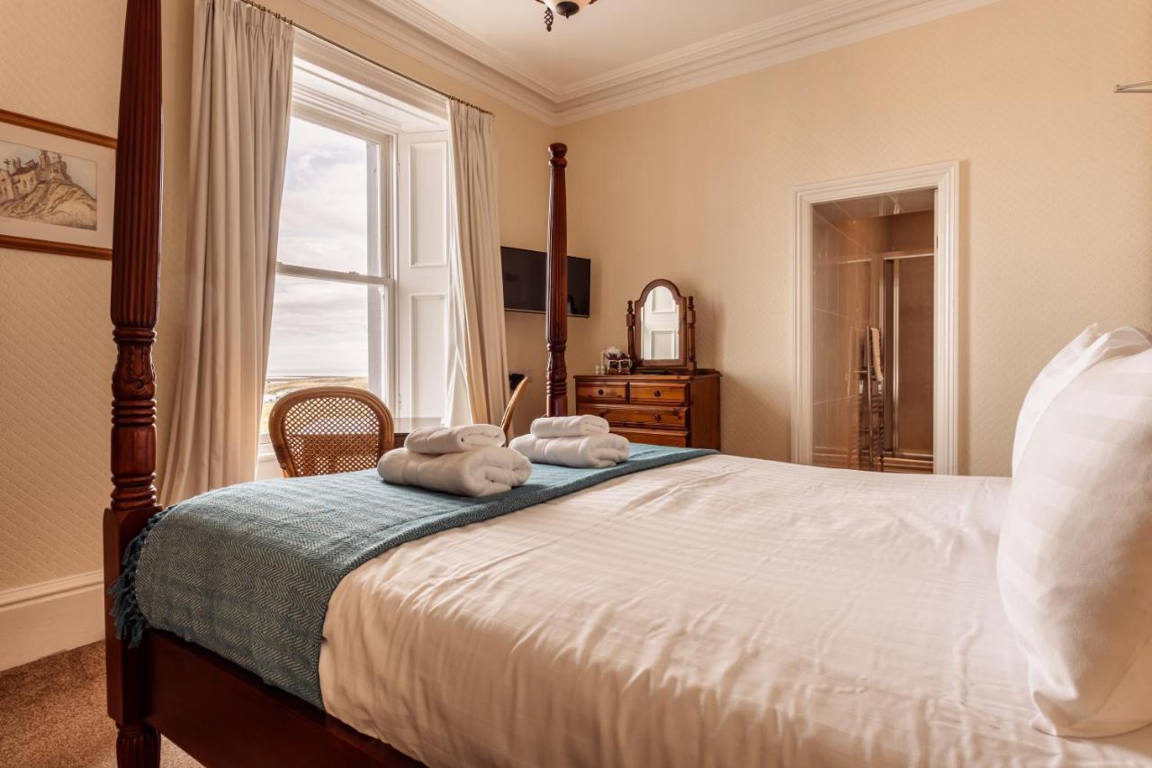 Manor House Hotel Holy Island Berwick Upon Tweed Buitenkant foto